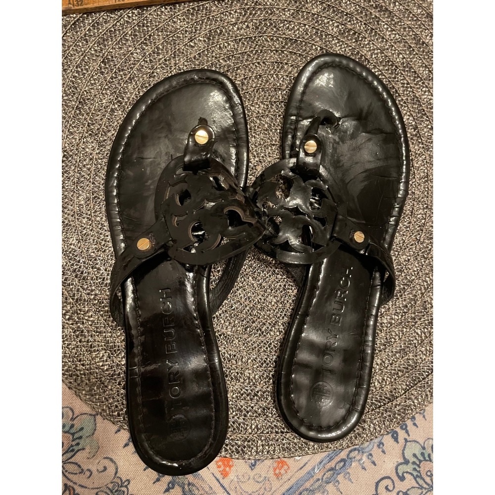 Tory Burch Miller Black Patent Leather Logo Thong Sandals Womens 9M 5950L